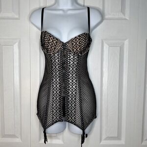 Victoria's Secret Bustier Corset Bra Sexy Top‎ 34B Black Nude Underwire